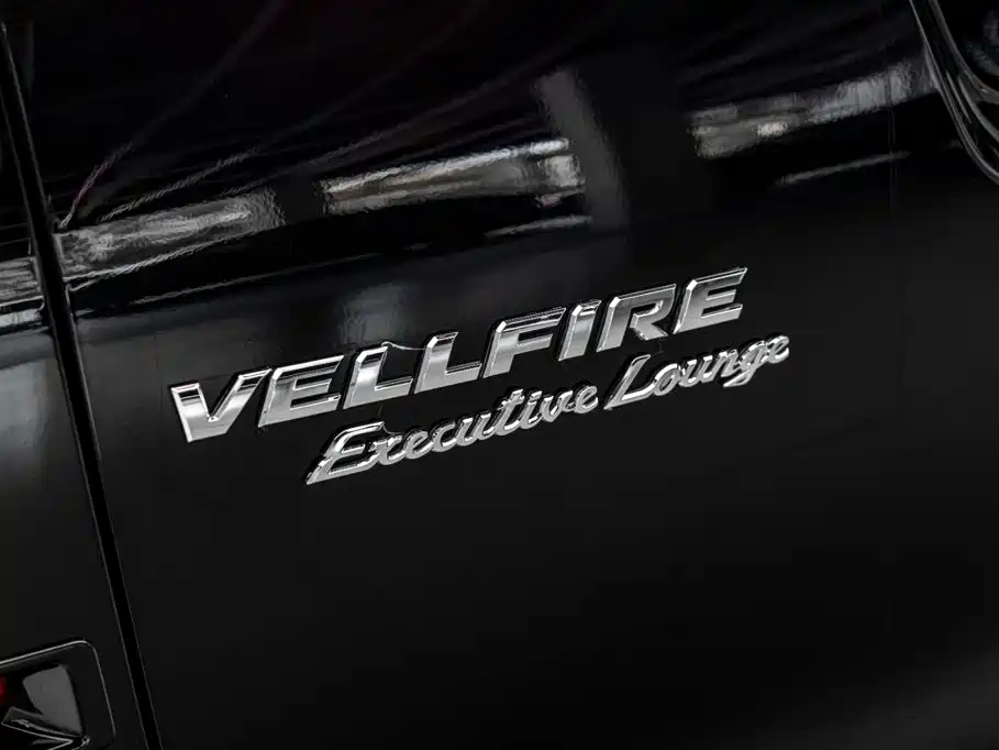 Toyota Vellfire — миниатюра 45