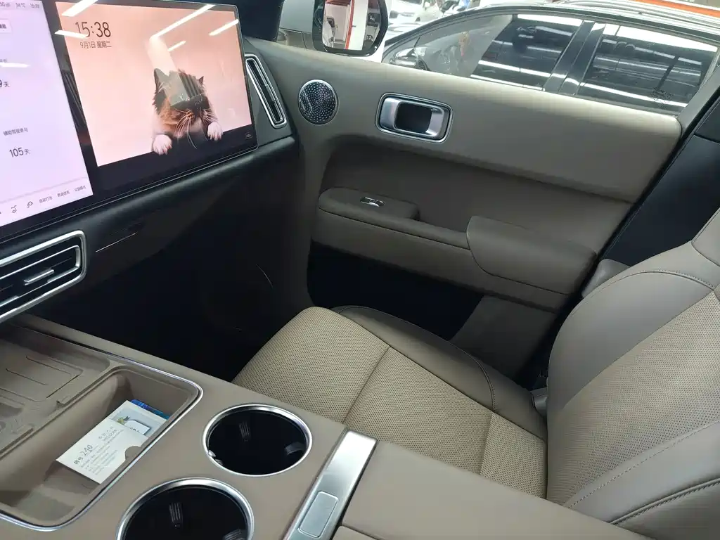 Li Auto Li L9 — миниатюра 9