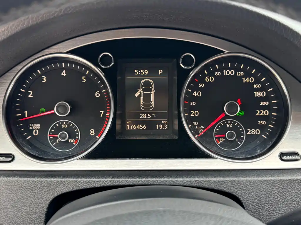 Volkswagen CC — миниатюра 22
