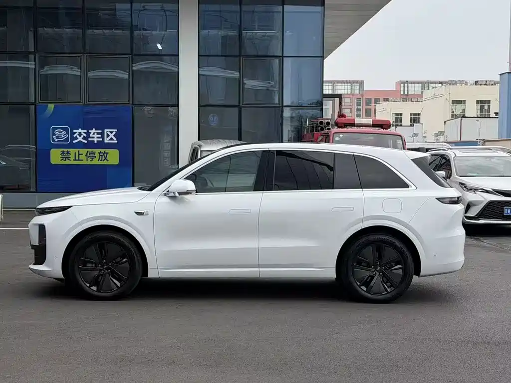 Li Auto Li L6 — миниатюра 9