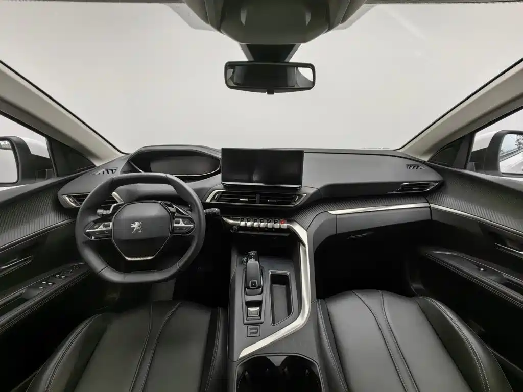 Peugeot 4008 — миниатюра 5