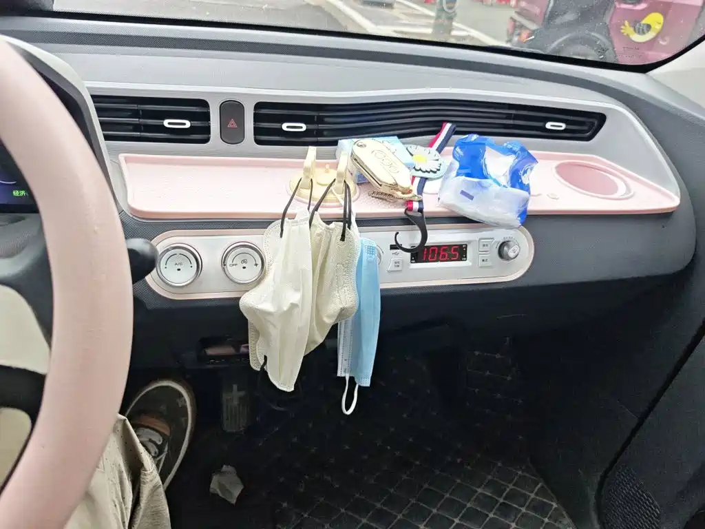 Wuling MINIEV — миниатюра 14