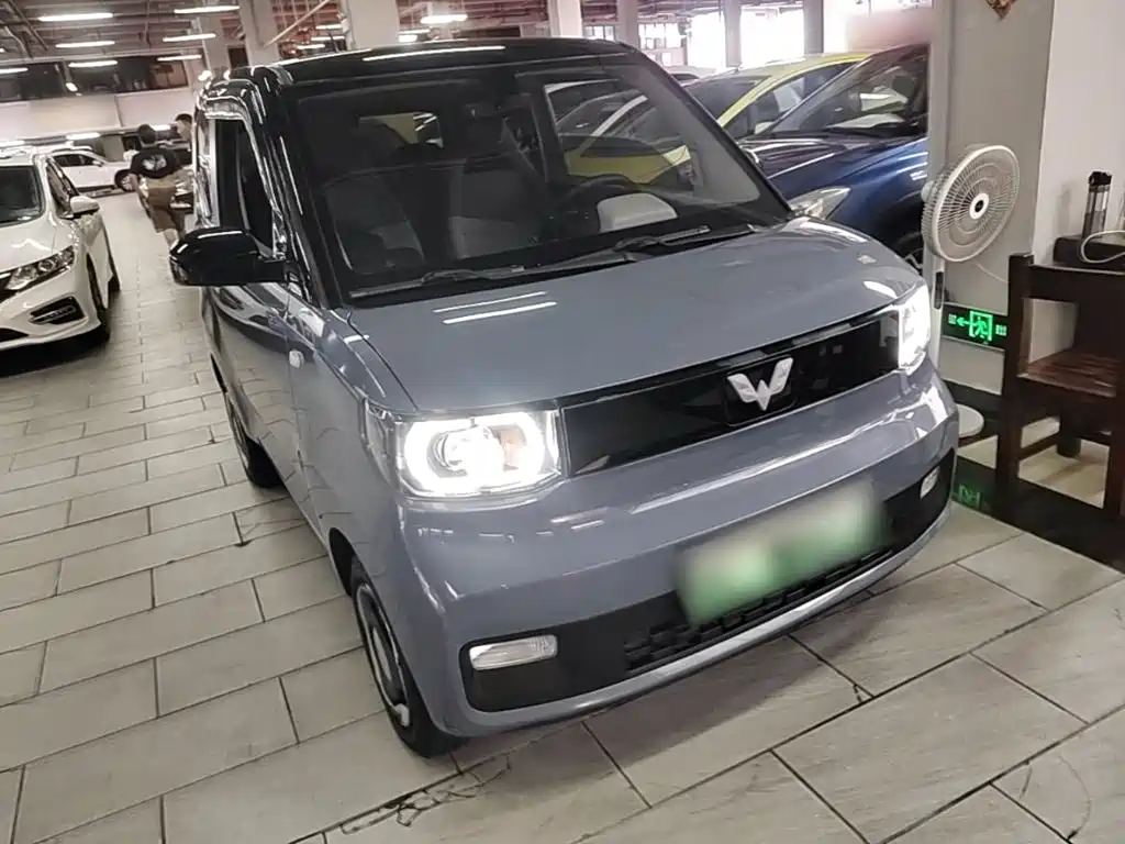 Wuling MINIEV — миниатюра 4