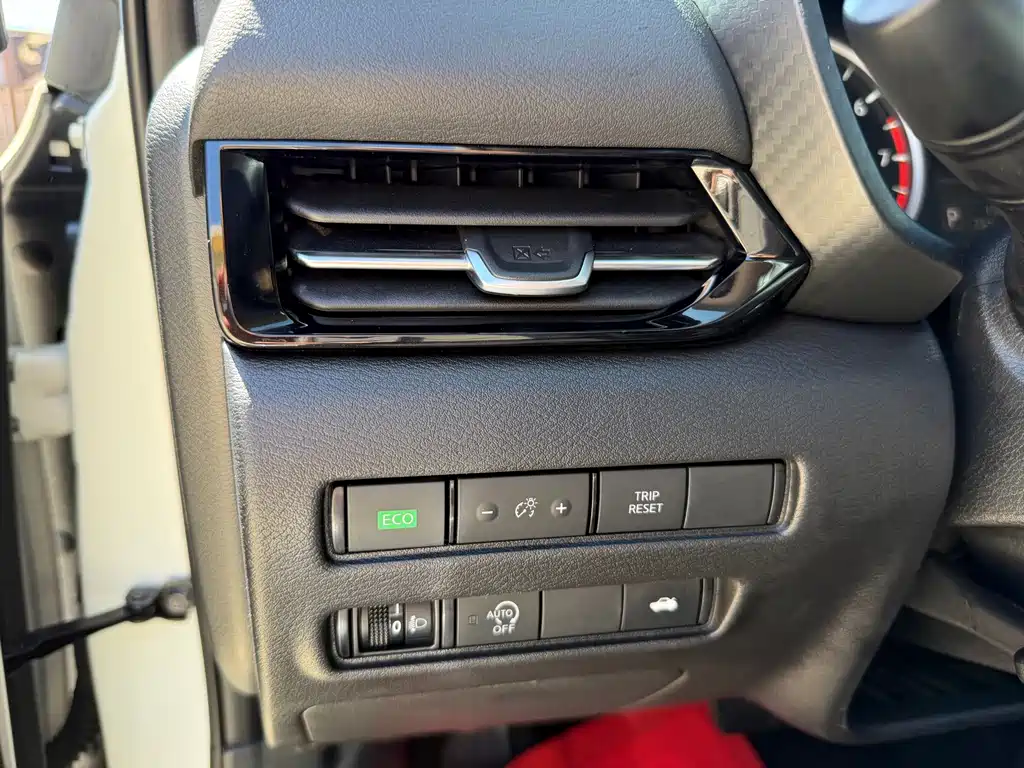 Nissan Sylphy — миниатюра 12