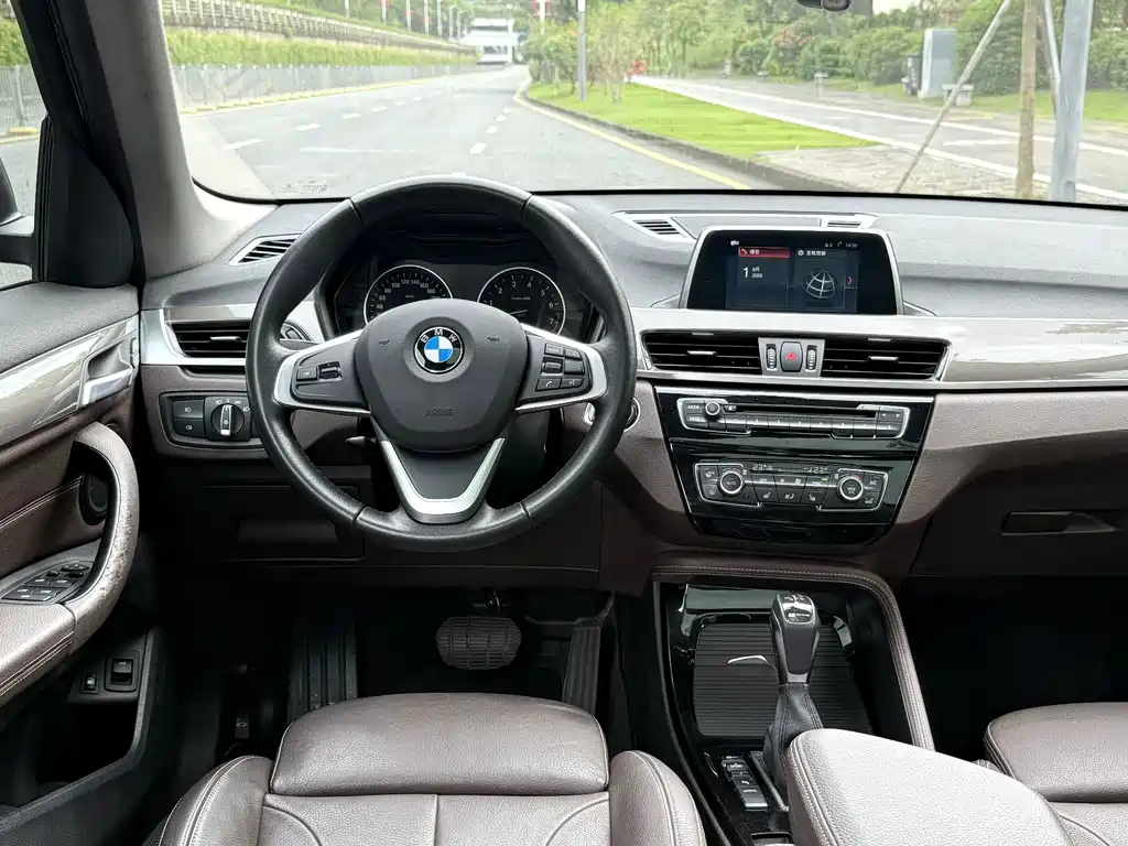 BMW X1 New Energy — миниатюра 15