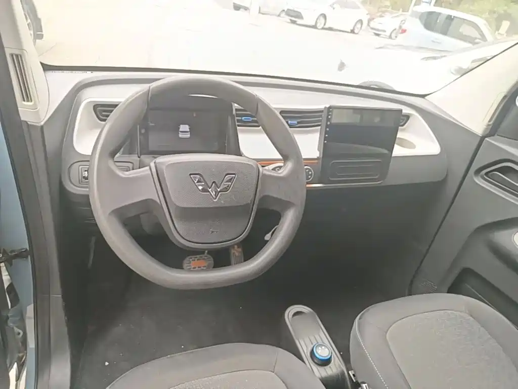 Wuling MINIEV — миниатюра 10