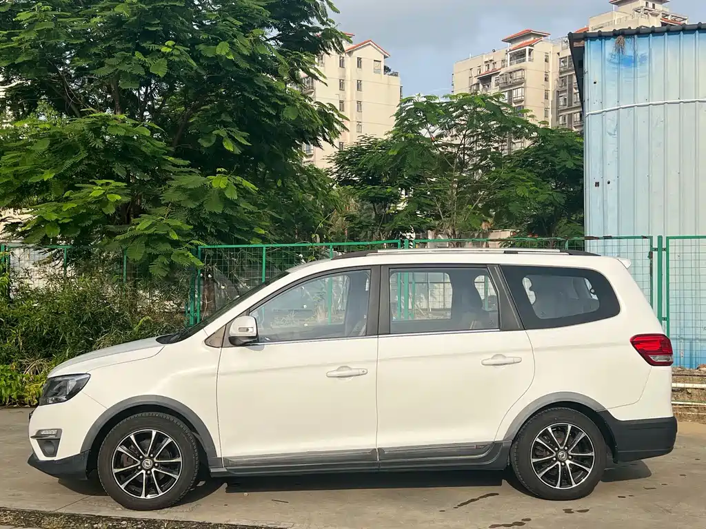 Fengxing Fengxing S500 — миниатюра 3