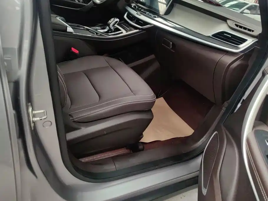 Geely Jia Ji — миниатюра 8