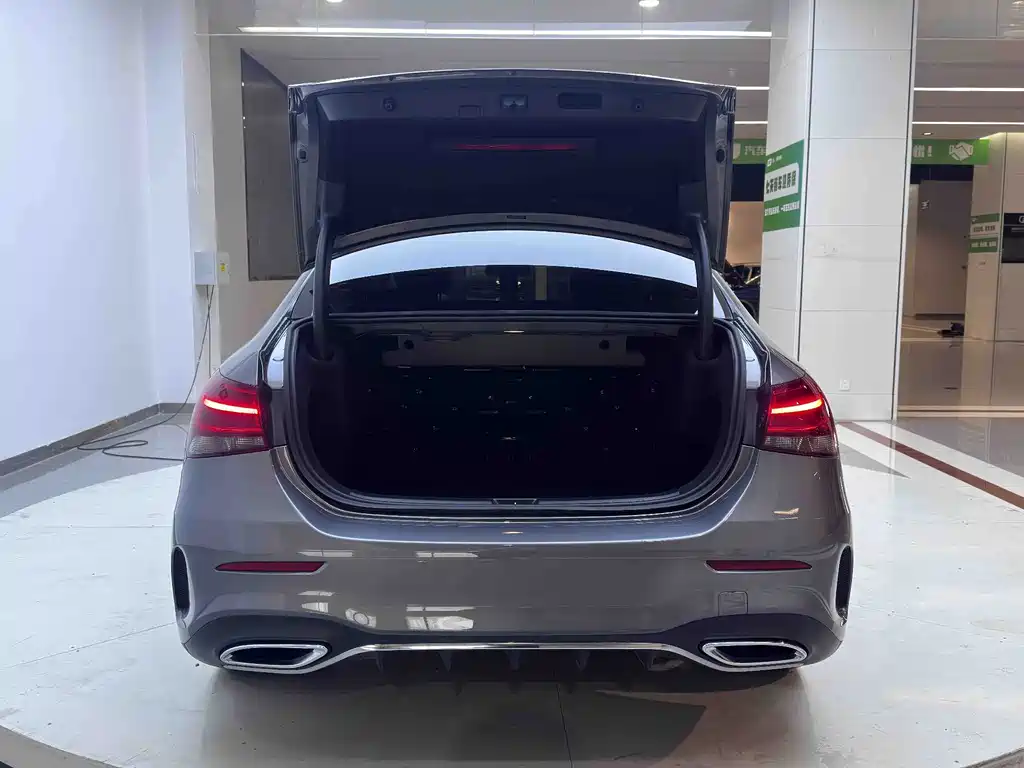 Mercedes-Benz A-Class — миниатюра 17