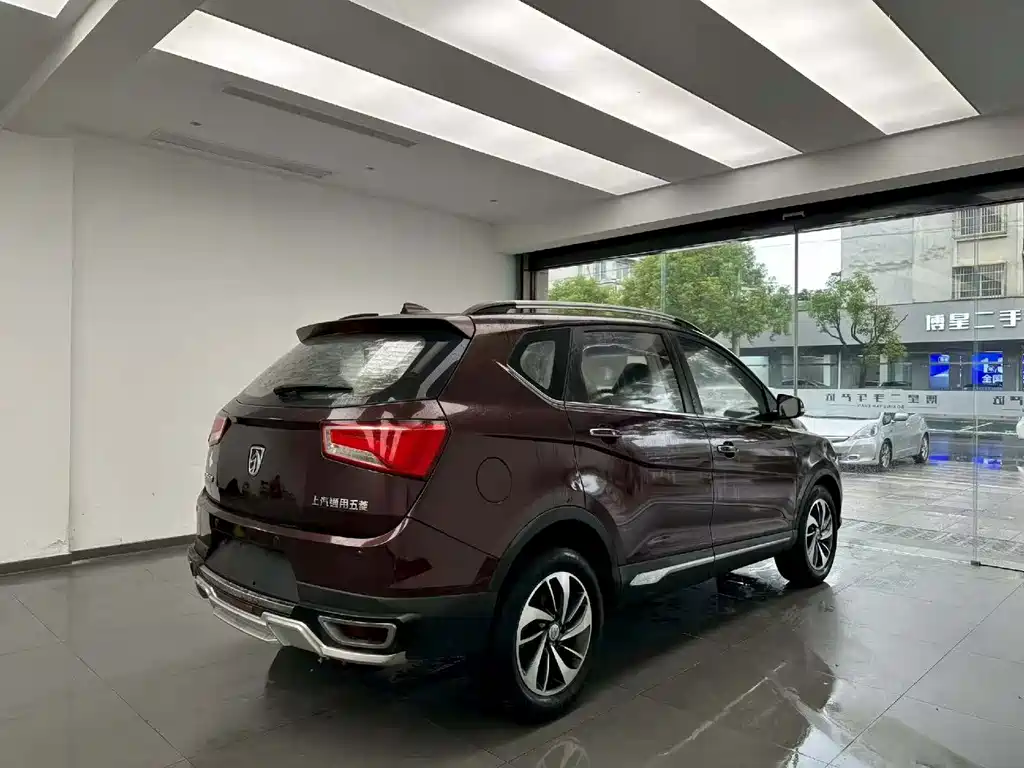 Baojun 560 1.8L Manual Luxury Type, фото 9