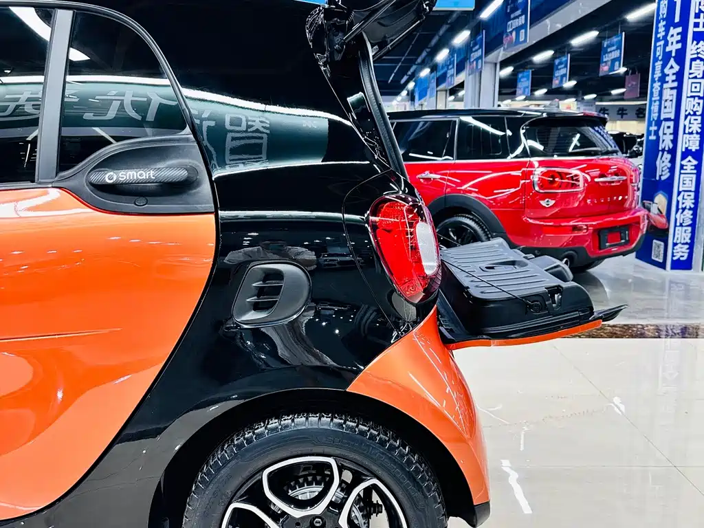 Smart fortwo 0.9T 66 kW Hardtop Pioneer Edition China V, фото 15