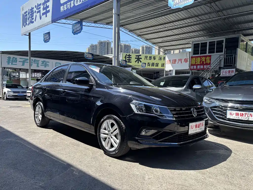 Volkswagen Jetta — миниатюра 3