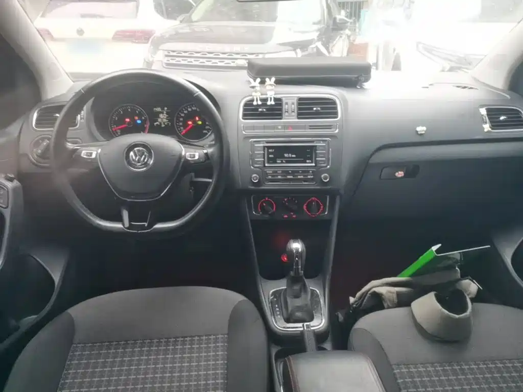 Volkswagen Polo — миниатюра 10