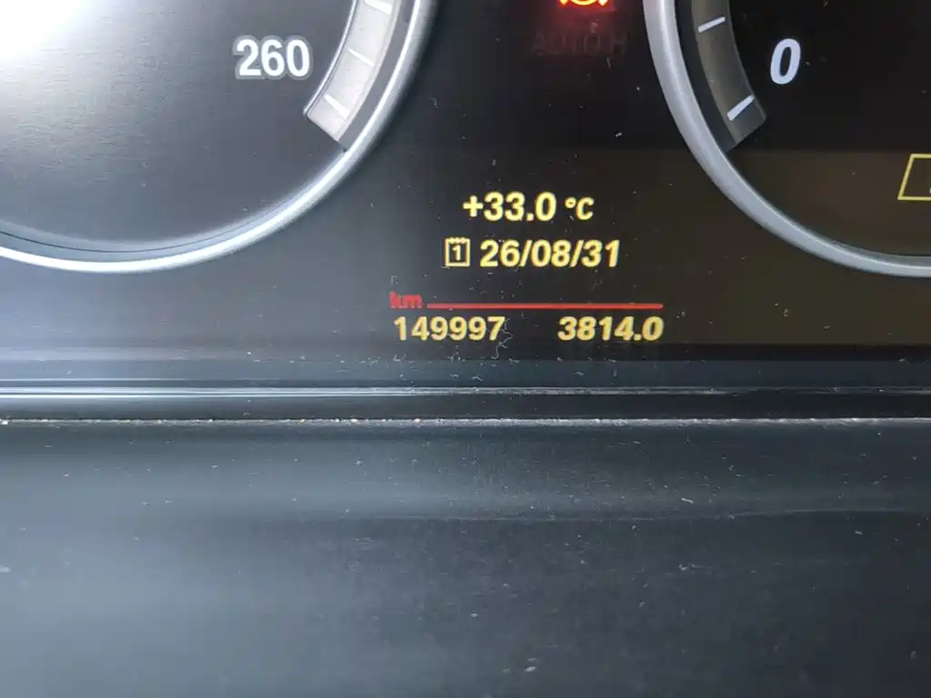 BMW 5 Series — миниатюра 5