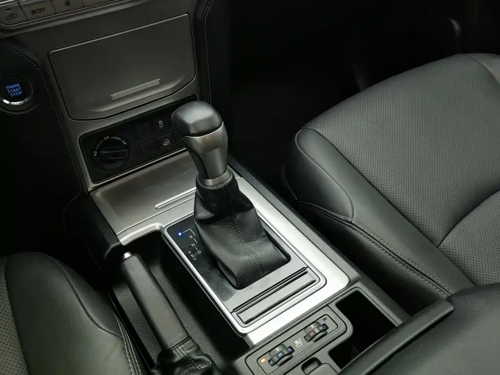 Toyota Prado — миниатюра 13