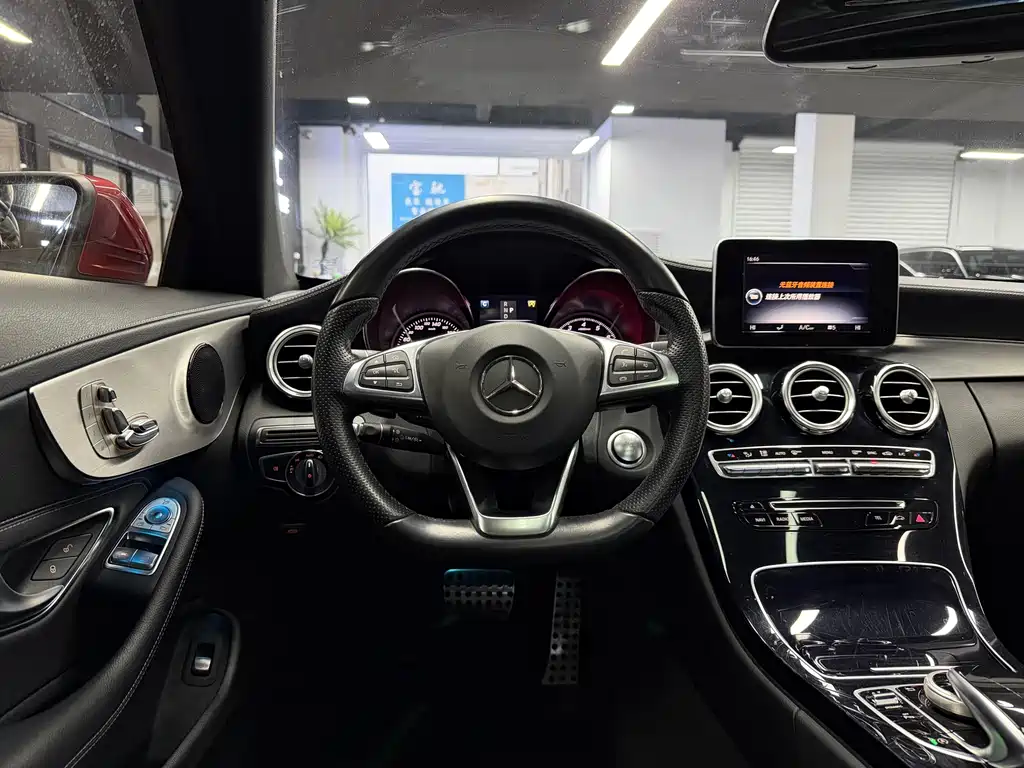 Mercedes-Benz C-Class (Import) — миниатюра 8