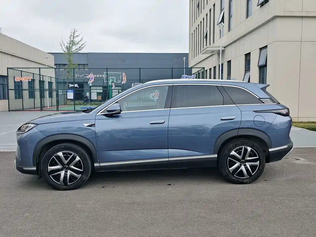 BYD Морской лев 07 DM-i — миниатюра 6
