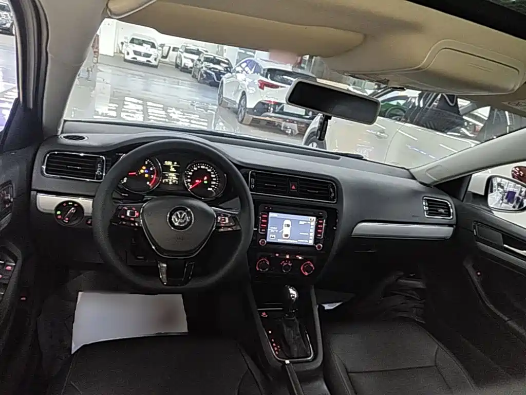Volkswagen Sagitar — миниатюра 10