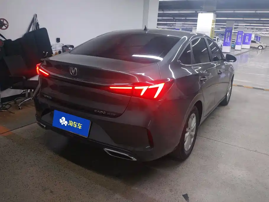 Changan Eado — миниатюра 3