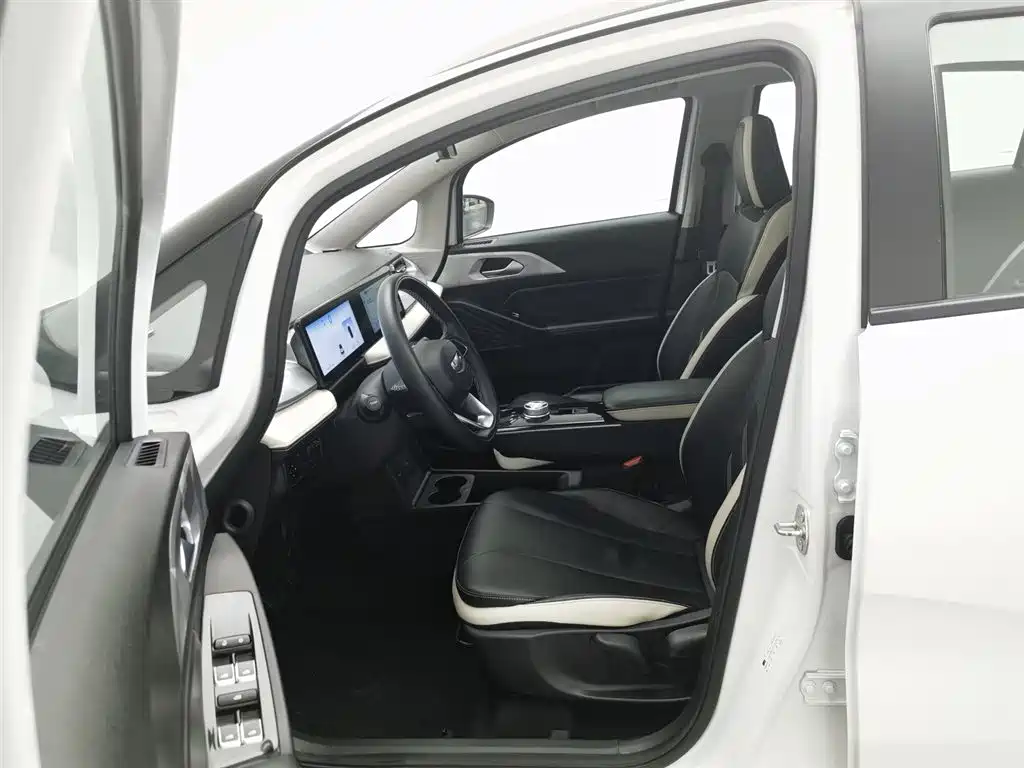 GEELY GEOMETRY E FIREFLY