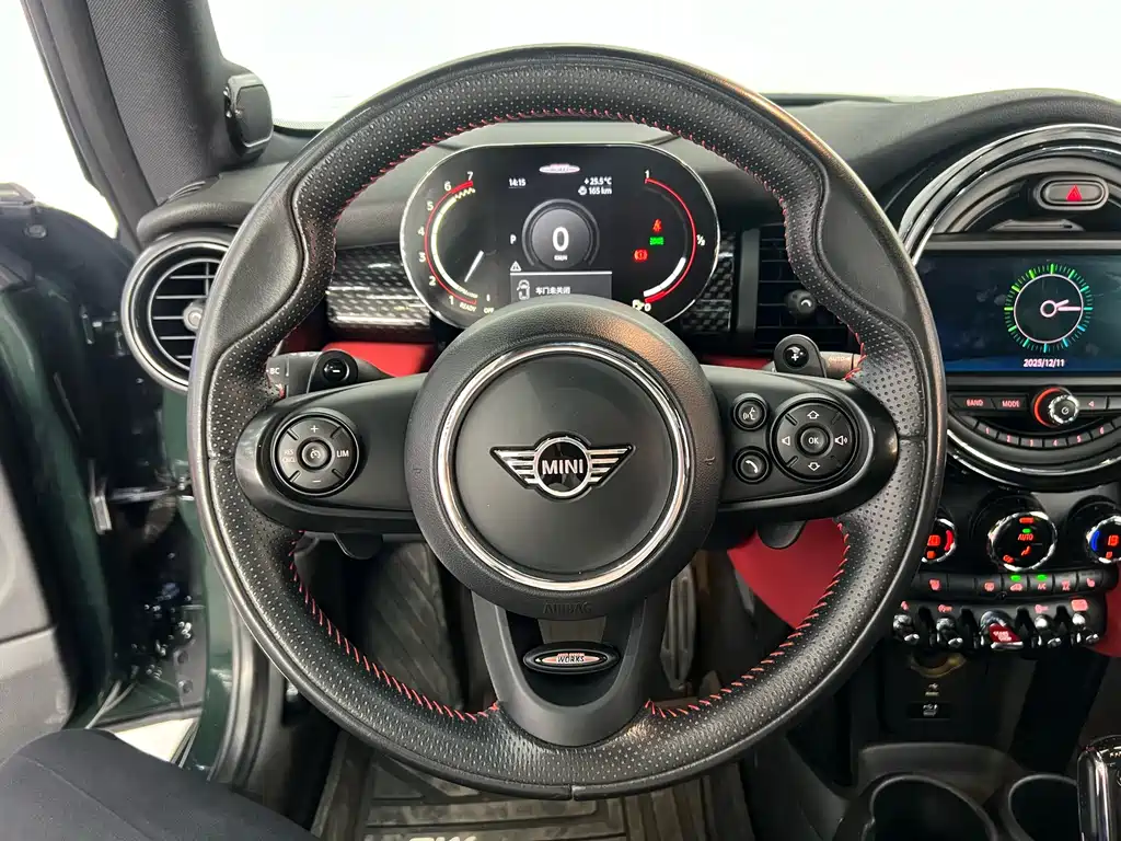 MINI JCW