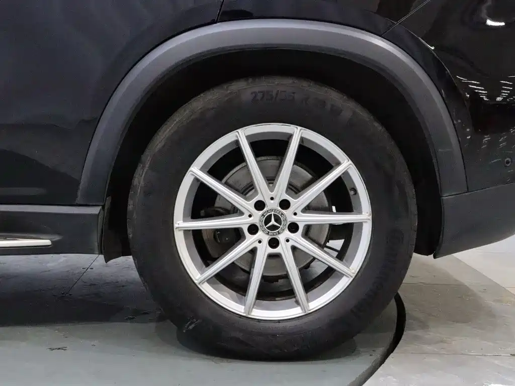 Mercedes-Benz GLE (Import) — миниатюра 21