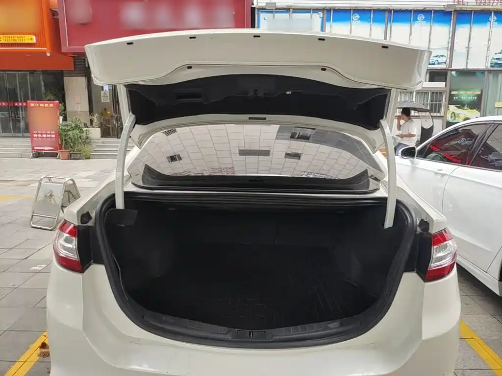 Ford Mondeo — миниатюра 19