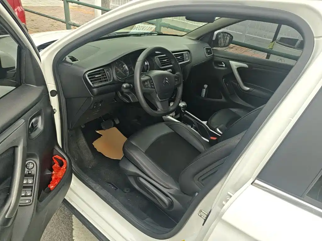 Citroen C3-XR — миниатюра 15