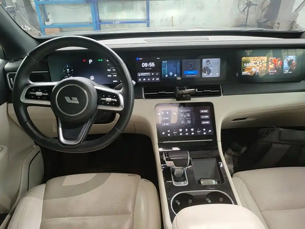 Li Auto Li ONE — миниатюра 10