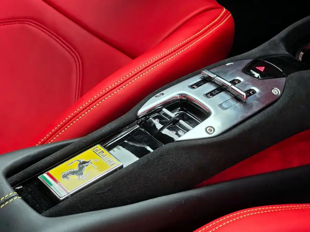 Ferrari 296 — миниатюра 7