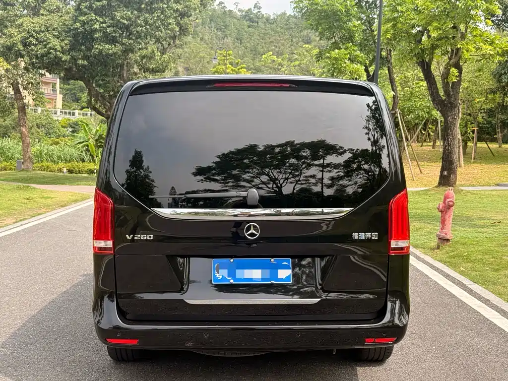 Mercedes-Benz V-Class — миниатюра 9