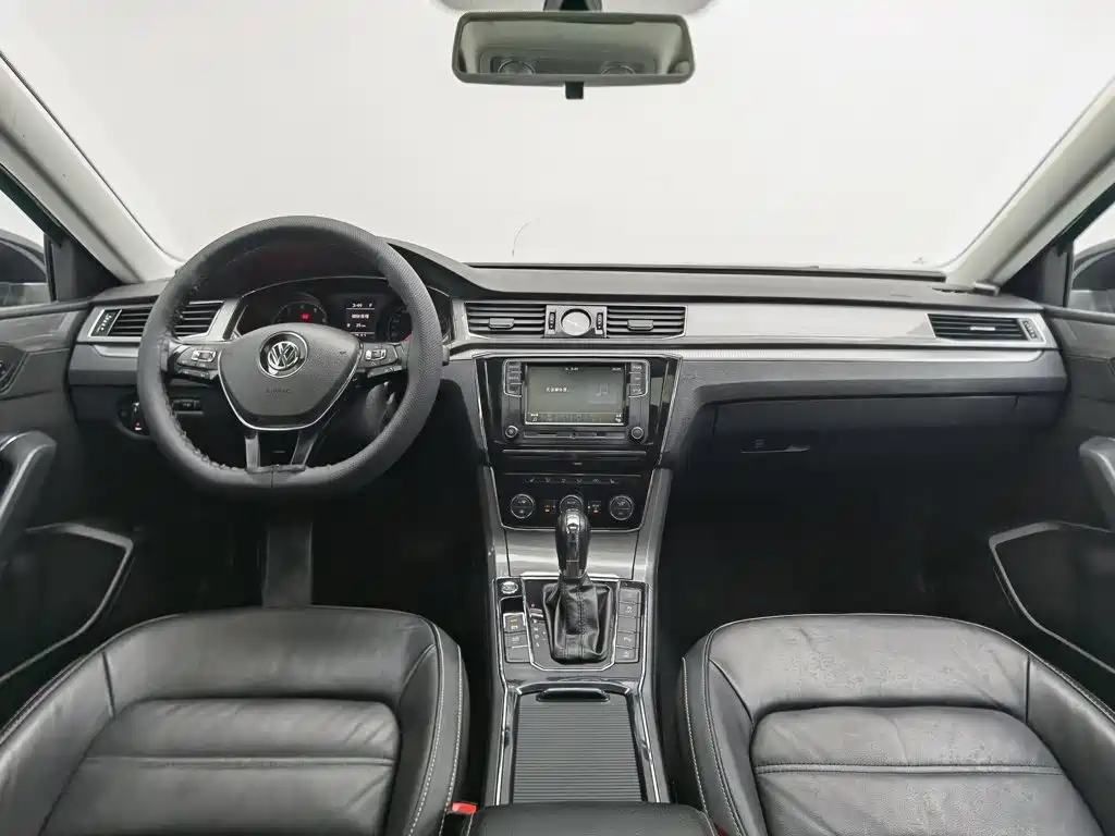 Volkswagen Passat — миниатюра 5