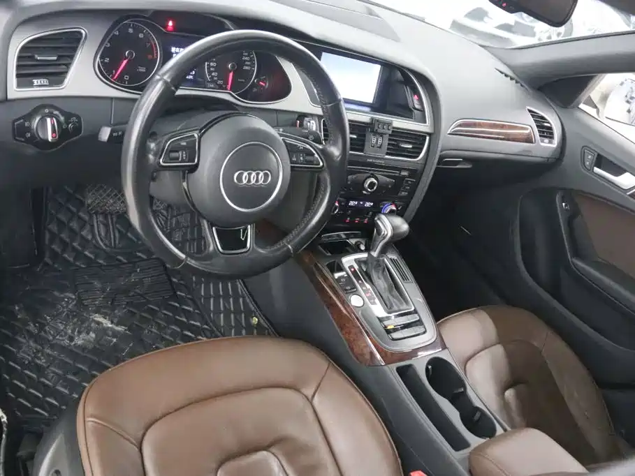 Audi A4L — миниатюра 11
