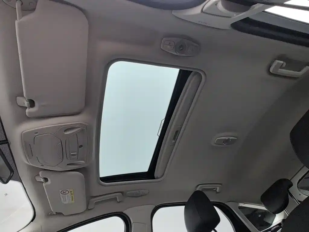 Ford Focus — миниатюра 14