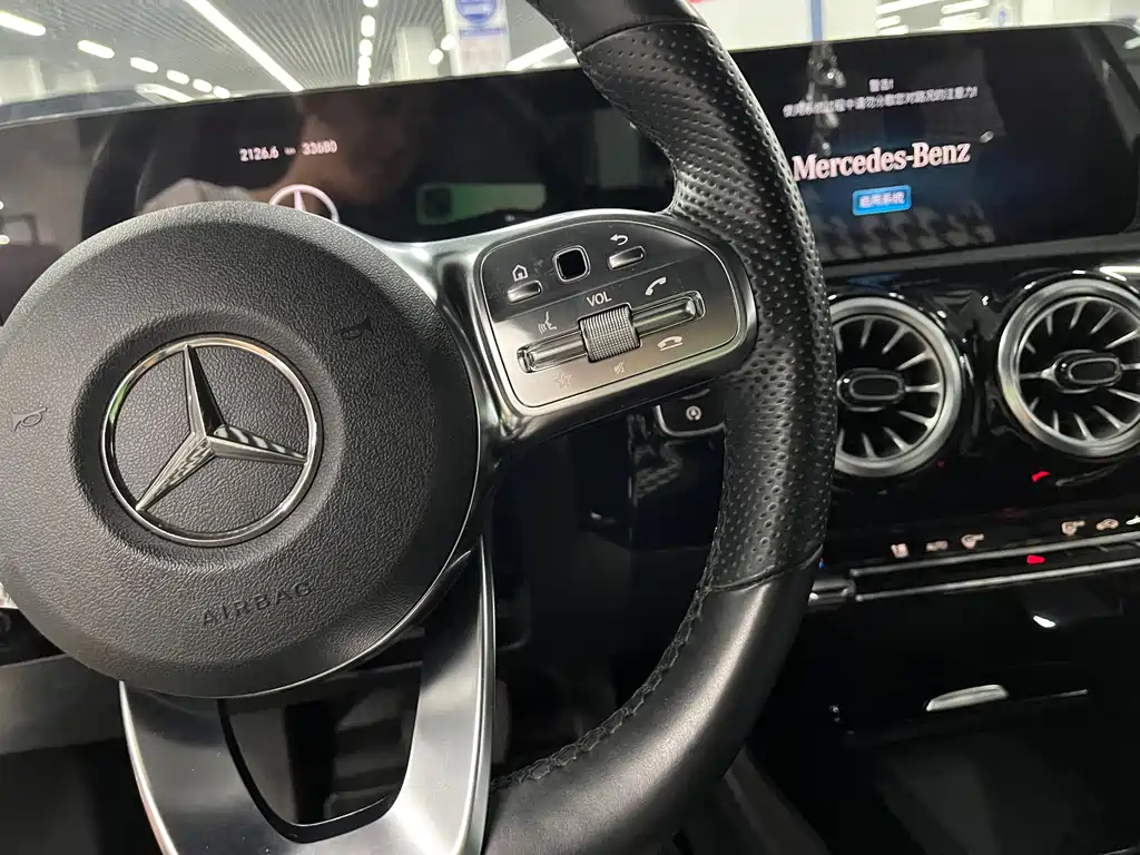 Mercedes-Benz A-Class — миниатюра 5