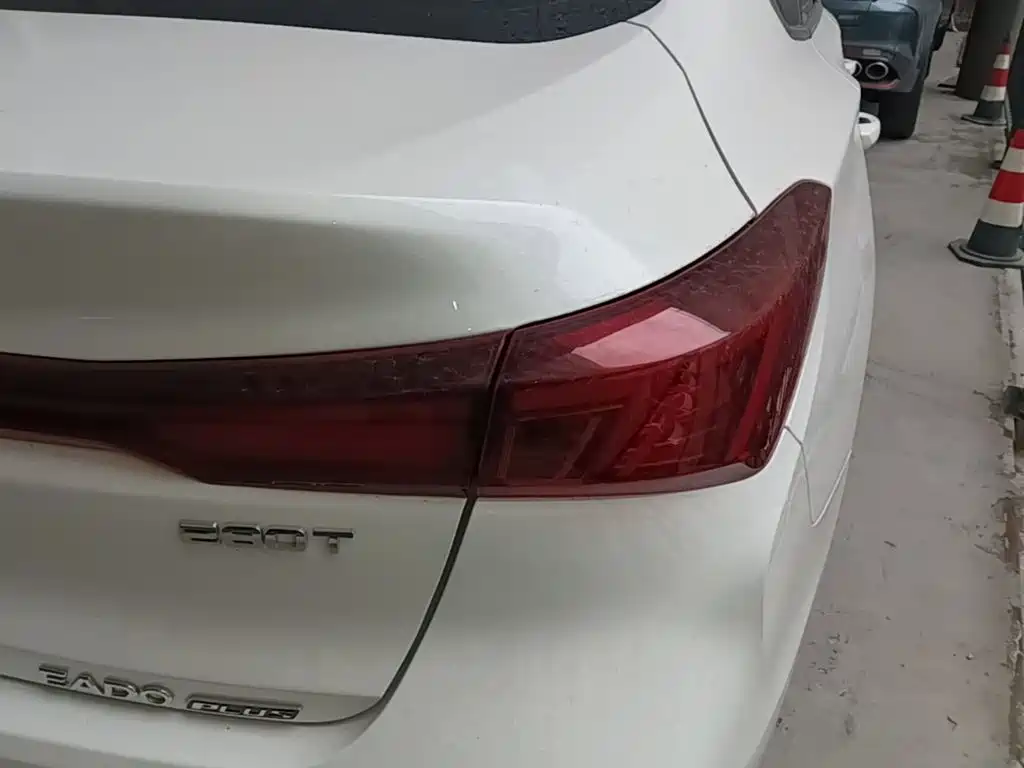 Changan Eado — миниатюра 8