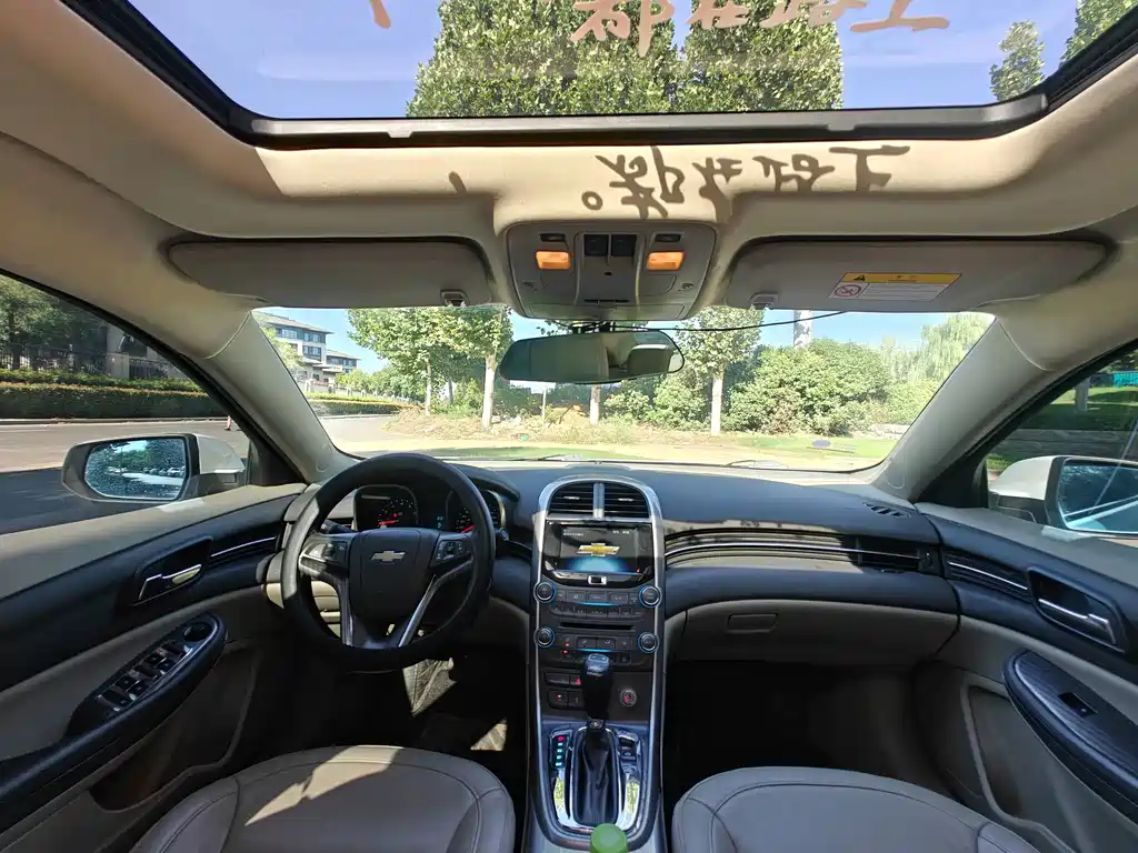 Chevrolet Malibu — миниатюра 12