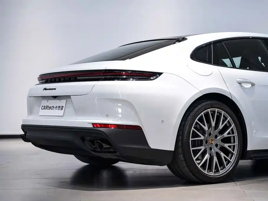 Porsche Panamera — миниатюра 30