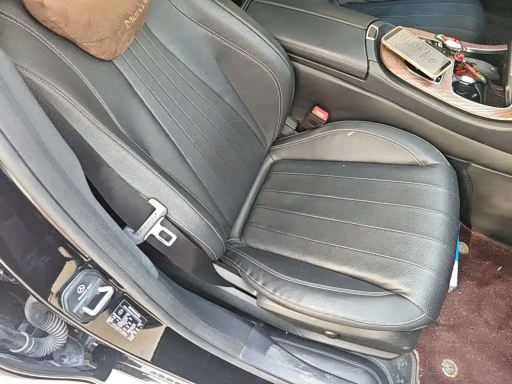 Mercedes-Benz E-Class — миниатюра 25