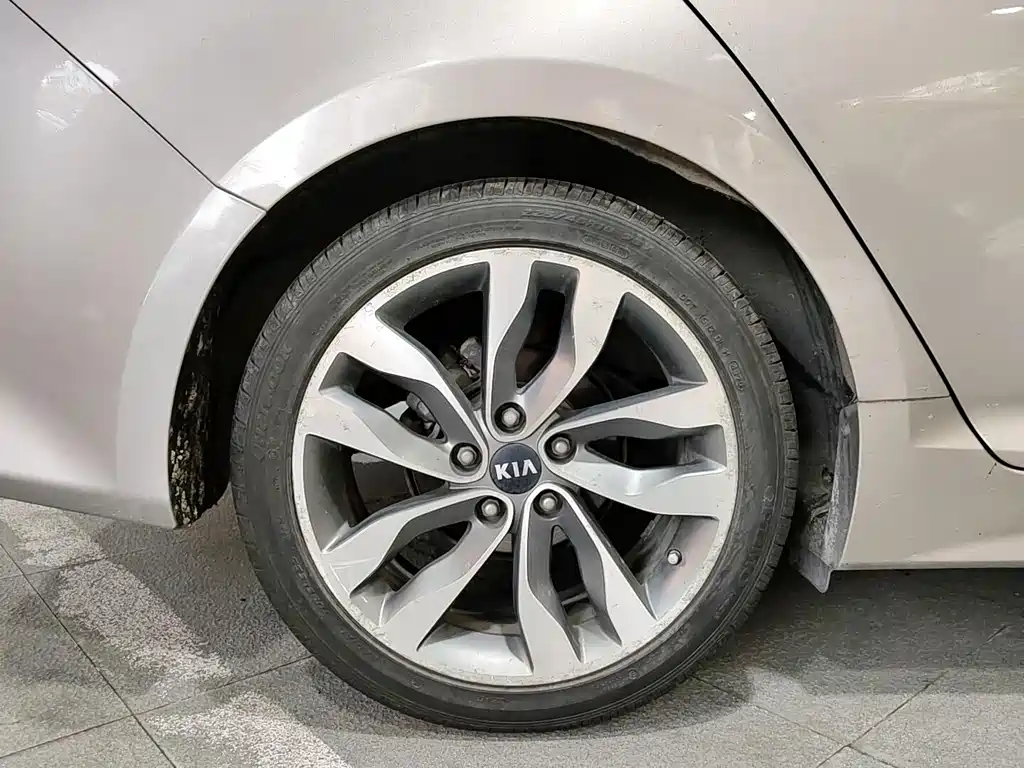 Kia K5 — миниатюра 18
