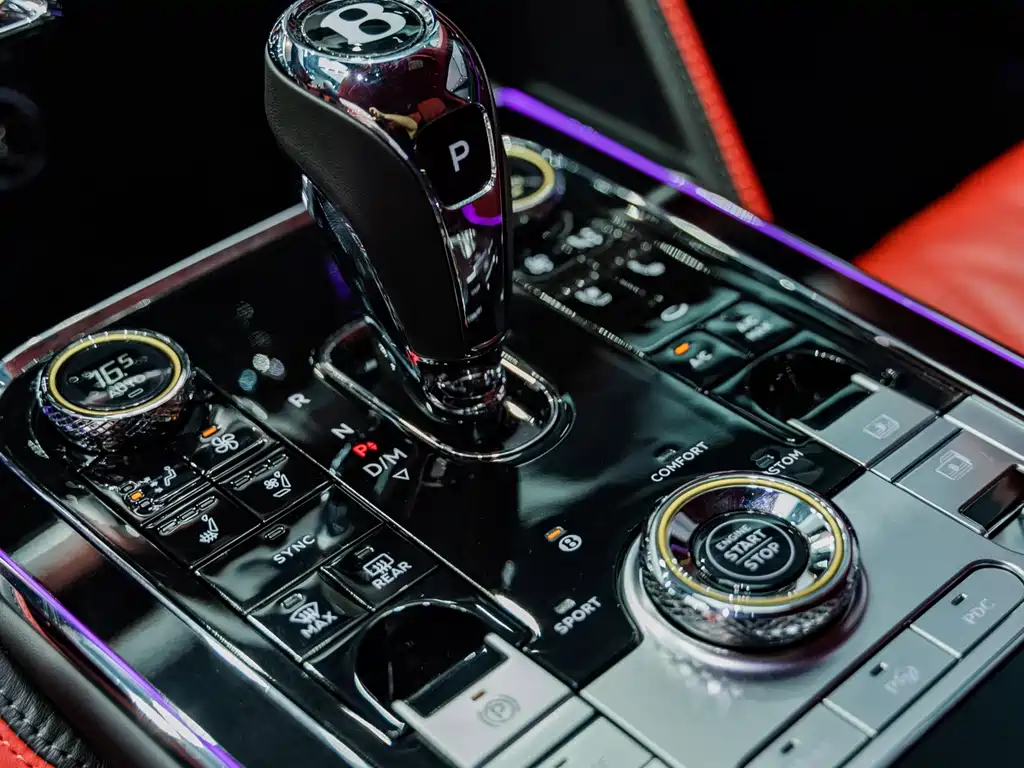 Bentley Flying Spur — миниатюра 15