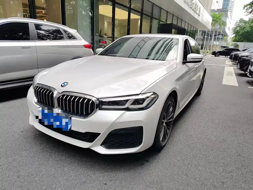 BMW 5 Series 2023