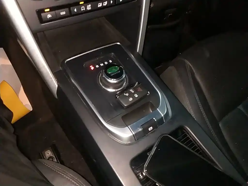 Land Rover Discovery Sport — миниатюра 14
