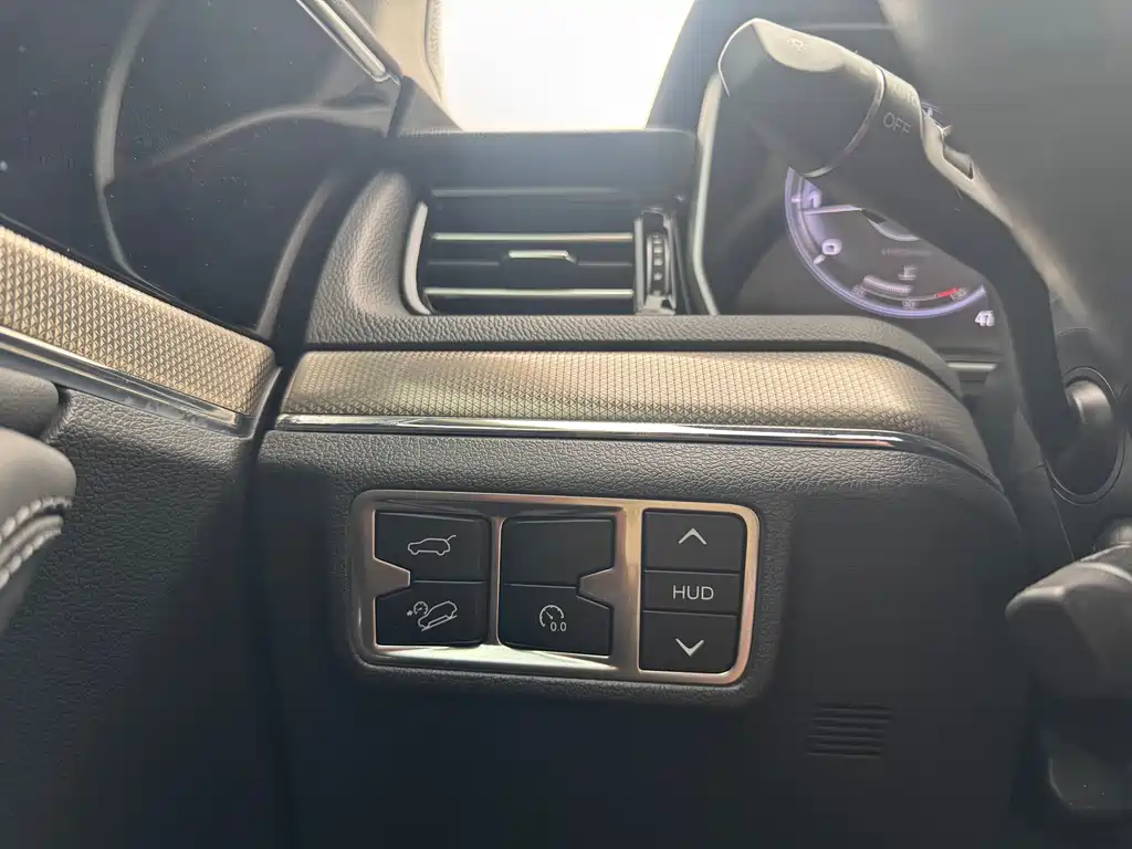 Hongqi HS5 2022 Facelift 2.0T Connected Flagship Enjoy Edition