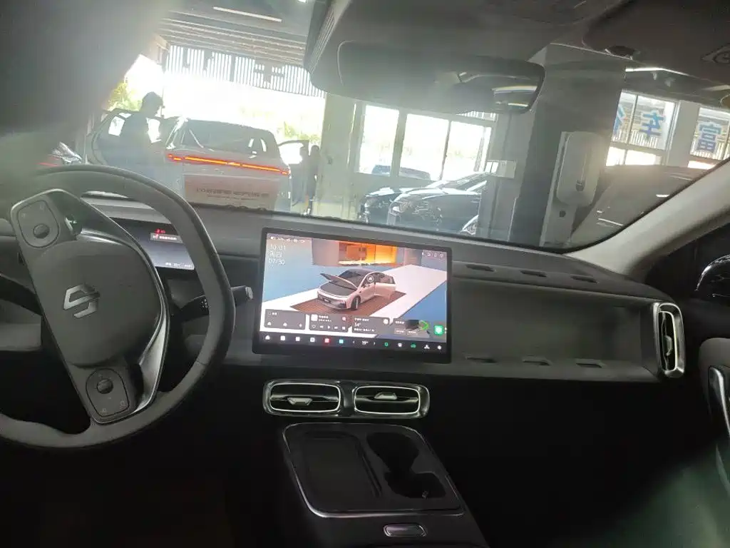 Leapmotor Ноль один. — миниатюра 7