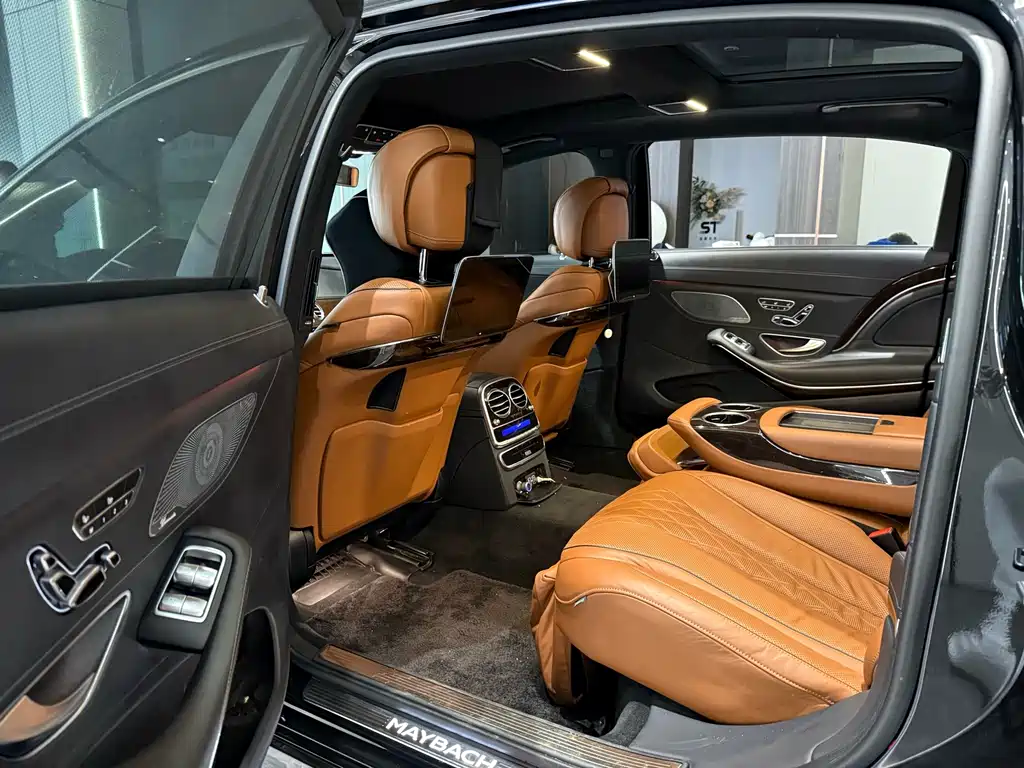 Mercedes-Benz S-Class — миниатюра 8