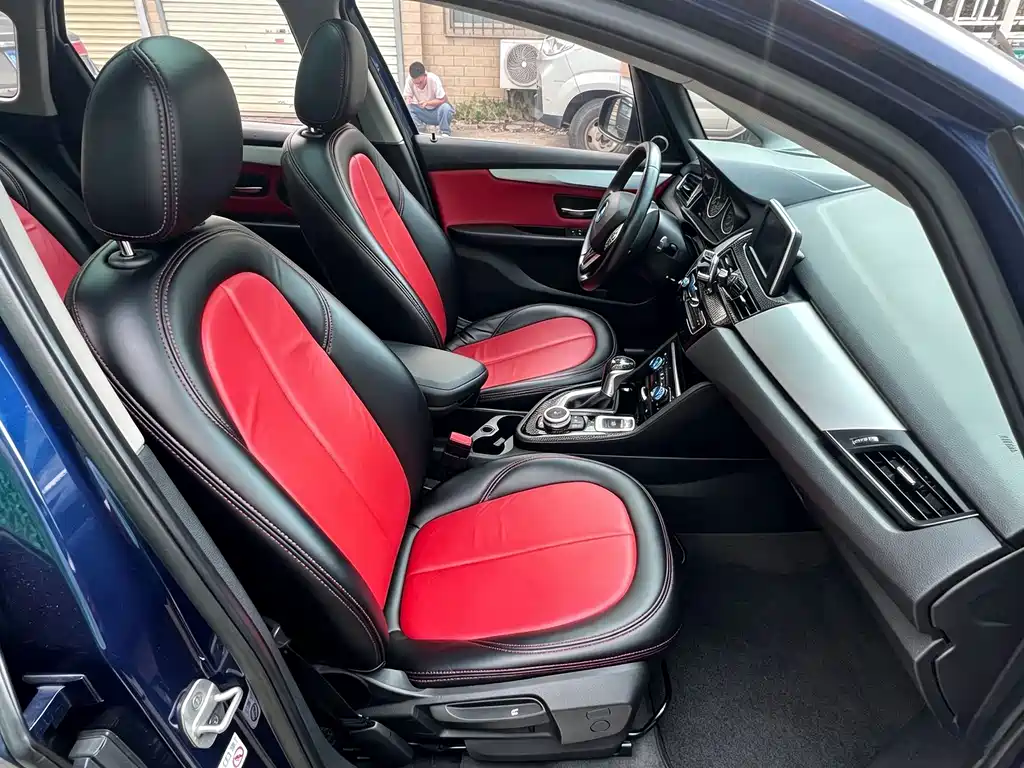 BMW 2 Series Active Tourer — миниатюра 15