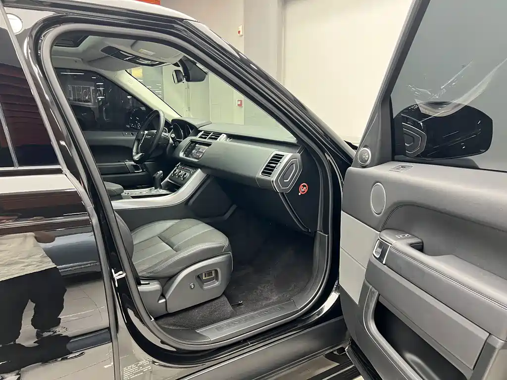 Land Rover Sport — миниатюра 10