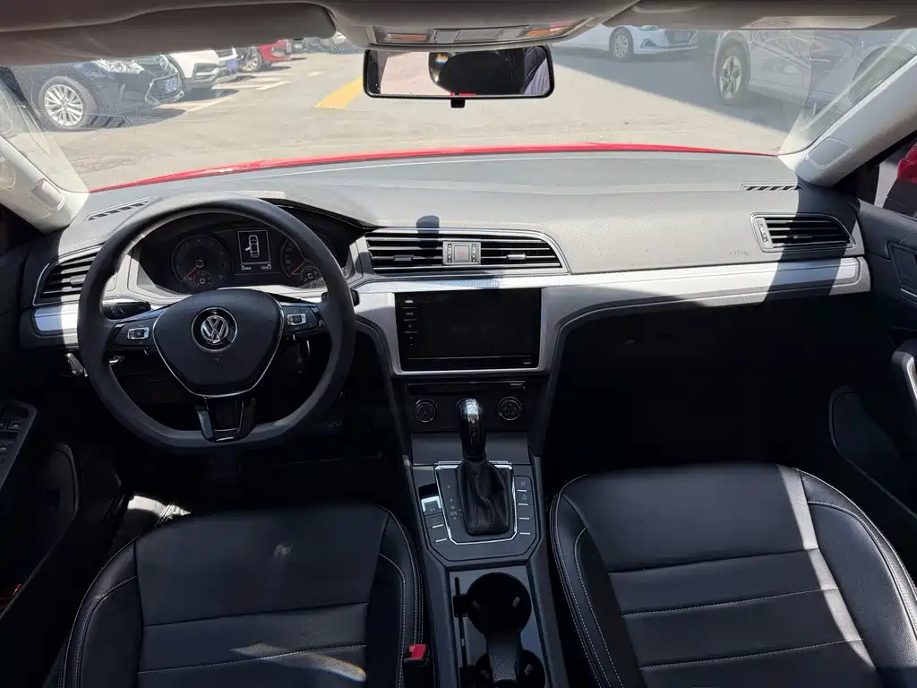 Volkswagen Lamando — миниатюра 4