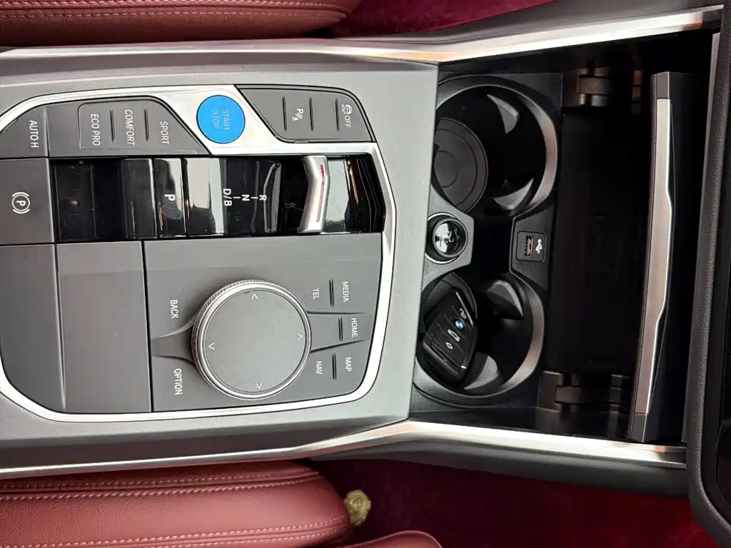 BMW i3 — миниатюра 14
